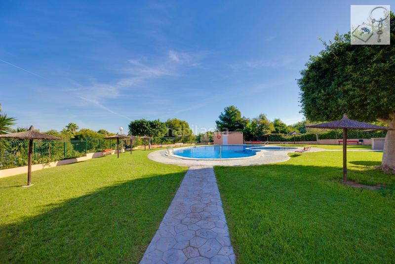 Foto ddffa0f8-30a5-4502-9739-25f46f4e450a. House with pool in La Florida Orihuela
