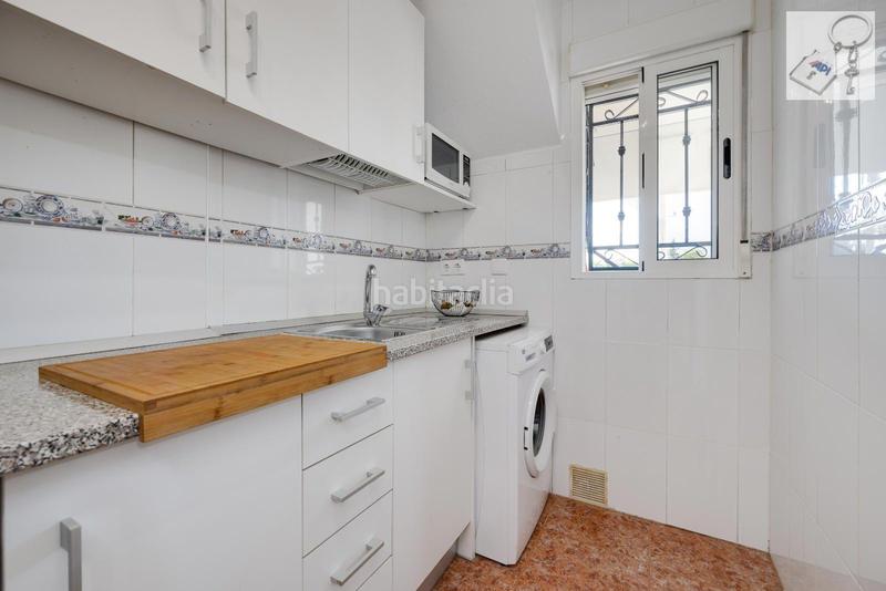 Foto 48250619-fb23-4287-ad62-c4c469971dc8. Maison avec piscine dans La Florida Orihuela