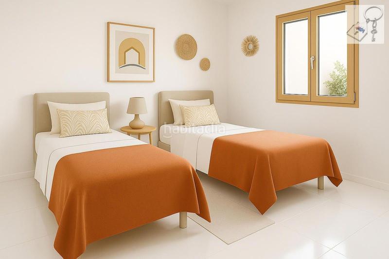 Foto ef077637-275e-437a-a2bd-04e1170d2c9a. Casa adossada a Zona Carrefour - Urbanizaciones Torrevieja