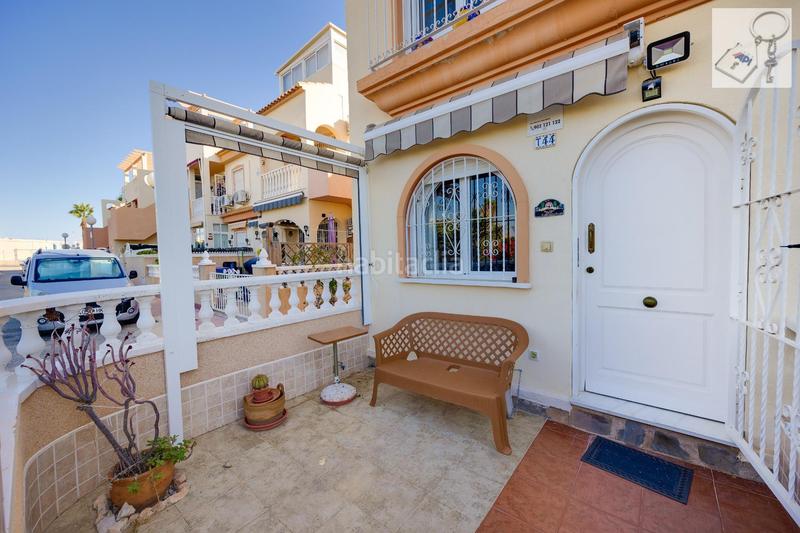 Foto c467fe2c-9e74-488b-b46e-5ab7d9355b3e. Duplex con piscina in La Florida Orihuela