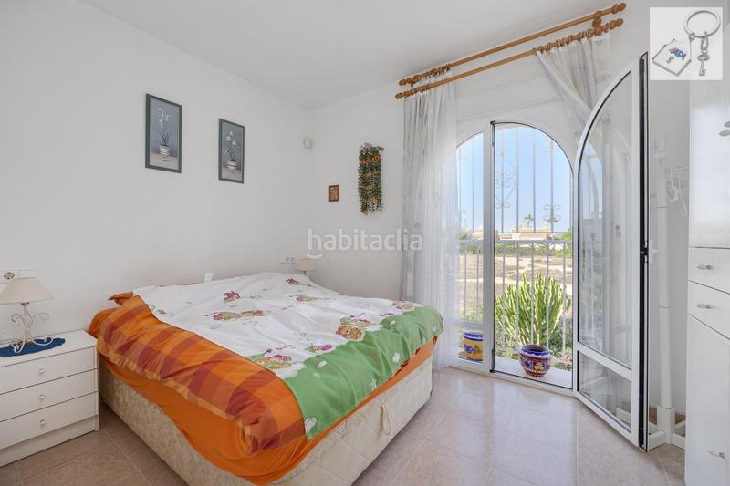 Foto 820cc8f7-d5f9-40eb-85f4-ecc7d5dac37f. Duplex avec piscine dans La Florida Orihuela