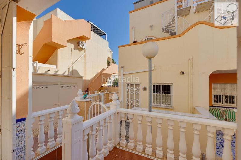 Foto b854a5df-038a-48a3-b180-7a97bdd90568. Duplex avec piscine dans La Florida Orihuela