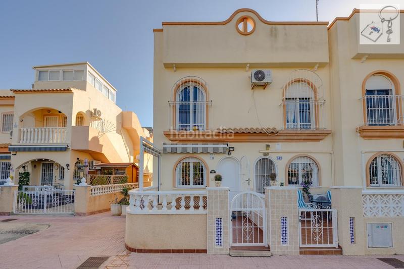 Foto d551d40a-b6a7-457e-9715-aa8f63b0797b. Duplex avec piscine dans La Florida Orihuela