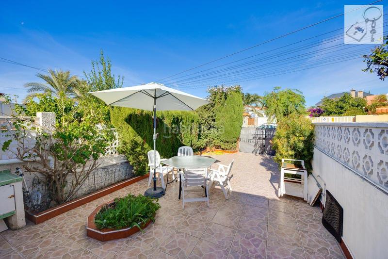 Foto 78f7d688-1757-41c3-9e17-c2b84115c208. Maison jumelée dans nueva Torrevieja Torrevieja