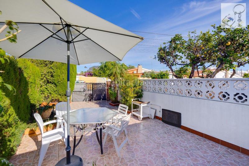 Foto 38ee4432-62de-46b8-b4d4-c755771d7c13. Semi detached house in nueva Torrevieja Torrevieja