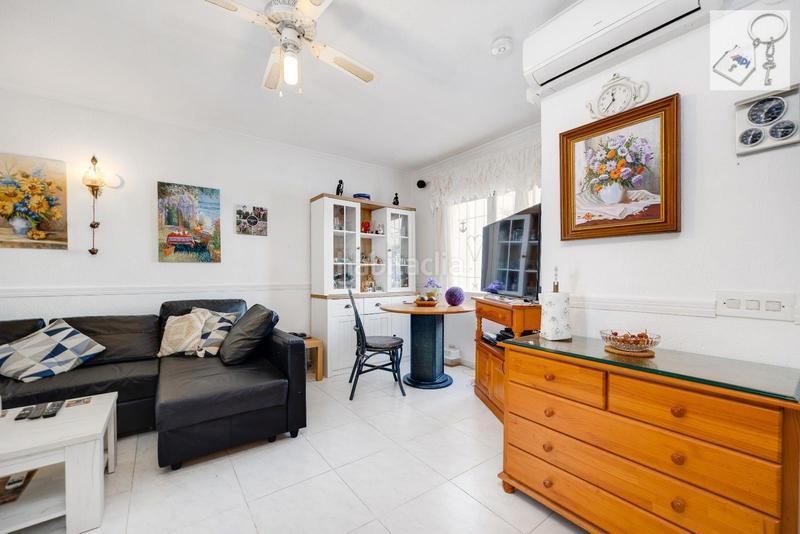 Foto 727be203-a8b8-4aee-9b29-2ed6f90d61c9. Semi detached house in nueva Torrevieja Torrevieja