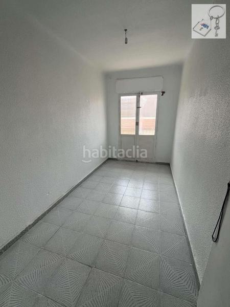 Foto f4df1df2-2af2-439a-ac29-d55df446366e. Apartament a n/a 80 a Carrús Este Elche / Elx