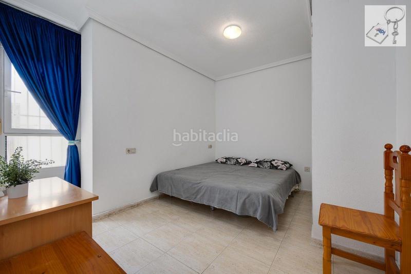 Foto 7a869b3b-9e95-4a75-bee5-8b181a58380e. Apartment in Zona Playa del Cura Torrevieja