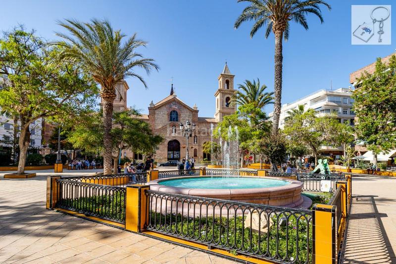 Foto 794c30fb-5c14-4ed0-a0f6-a8ffd342311d. Appartement in Zona Playa del Cura Torrevieja