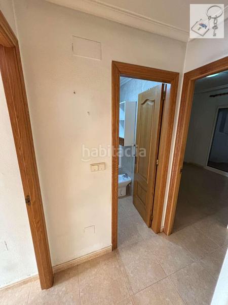 Foto b7cda018-24ee-45d9-80b9-d4e09da96223. Appartement in n/a 66 in Centro - Muelle Pesquero Torrevieja