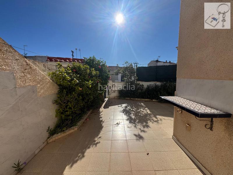 Foto e7cac6e3-e3a5-4405-b74e-e1b96ab1e58e. Maison dans Zona Carrefour - Urbanizaciones Torrevieja