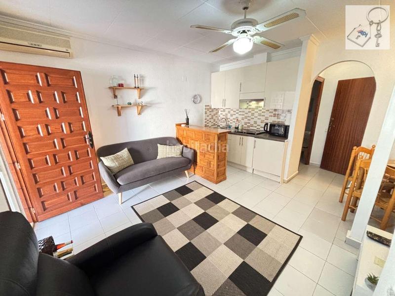 Foto 3c33e338-d6f2-44af-8b49-4efe3cd59244. Chalet in Zona Carrefour - Urbanizaciones Torrevieja