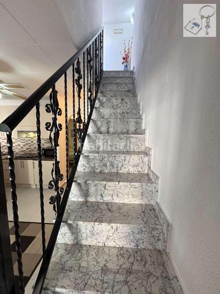 Foto 0cdf5d2f-87c8-4055-85e8-cc085d84da32. Chalet in Zona Carrefour - Urbanizaciones Torrevieja