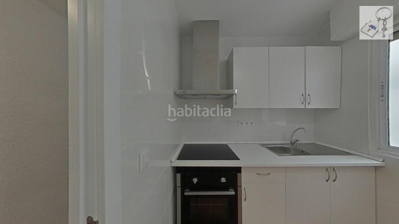 Foto 71b2f64e-a2e9-42b8-929d-2ca7b171d493. Apartament a Puerto Deportivo Torrevieja