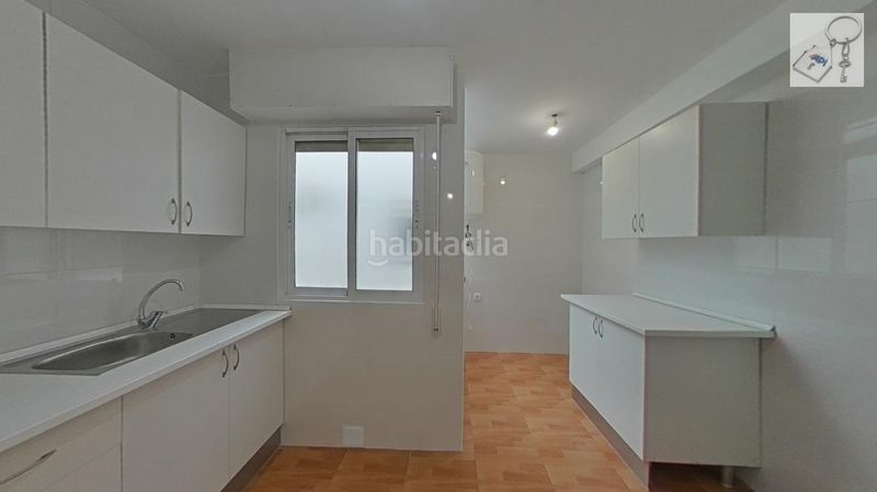 Foto b1954918-210e-42b7-a35f-abc92163fbba. Apartament a Puerto Deportivo Torrevieja