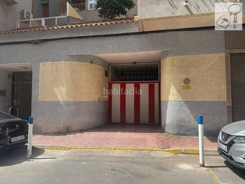 Foto 5f4282f4-da66-423a-b3c1-c5b6e6ad9e93. Aparcament cotxe a El Acequión Torrevieja