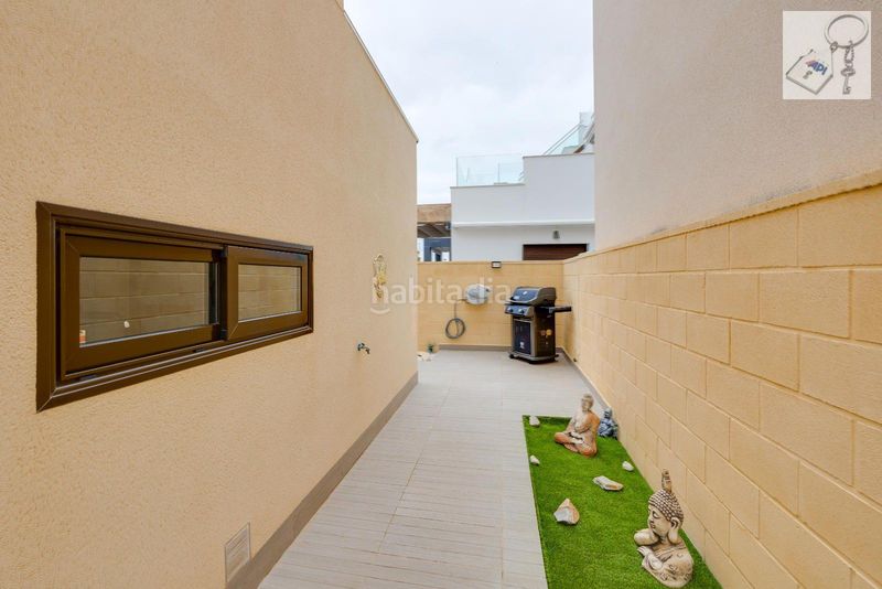 Foto eb13161a-5f1d-4de7-8922-744a3f5935a5. Casa amb piscina a Rojales