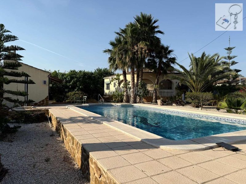 Foto 449811cb-cdca-4731-acb7-51598ea2c590. Chalet en n/a 89 en Catral