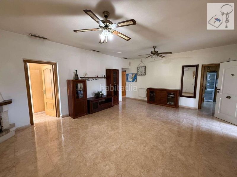 Foto 75db7e14-ae93-4a41-bd15-5d82d0fa3484. Chalet en n/a 89 en Catral