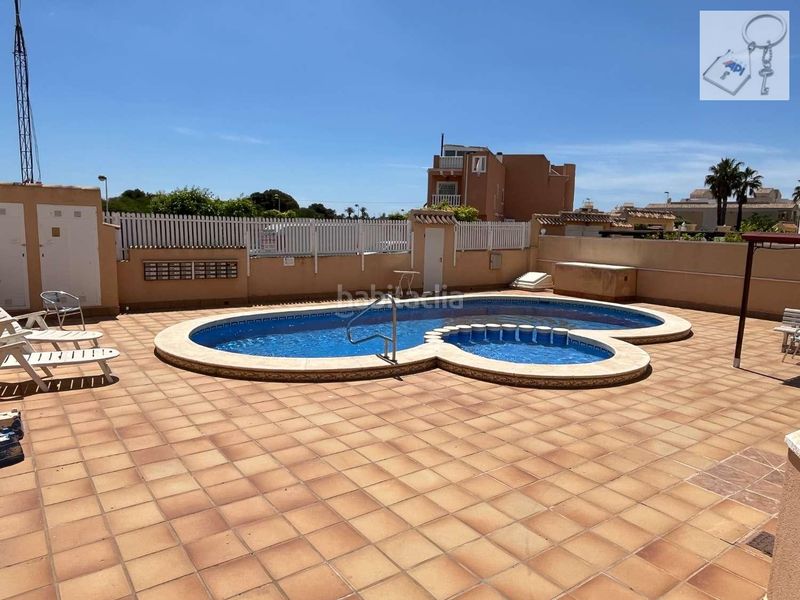 Foto 2d1fa076-c9cb-41e0-8882-6285e96b2a17. Dúplex amb aparcament piscina a Zona Carrefour - Urbanizaciones Torrevieja