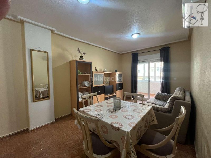 Foto 5eaeae97-144c-448e-8e0c-f7ad84e6311a. Apartament amb piscina a Parque Acuático - Sector 25 Torrevieja