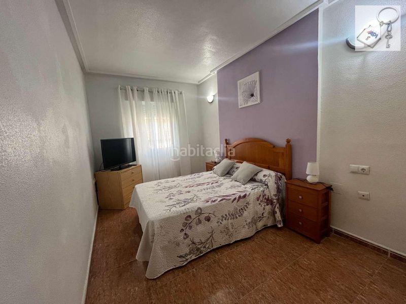 Foto 7af0b25f-b0c1-408d-8a57-d63fc33f61fd. Apartament amb piscina a Parque Acuático - Sector 25 Torrevieja