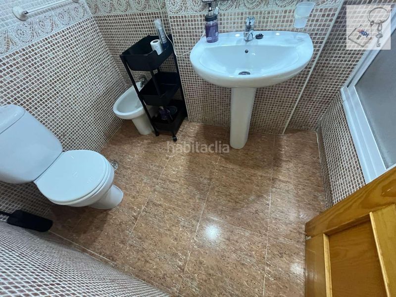Foto 9f9b45c6-aac8-4508-a8c9-4fa2705bd434. Apartament amb piscina a Parque Acuático - Sector 25 Torrevieja