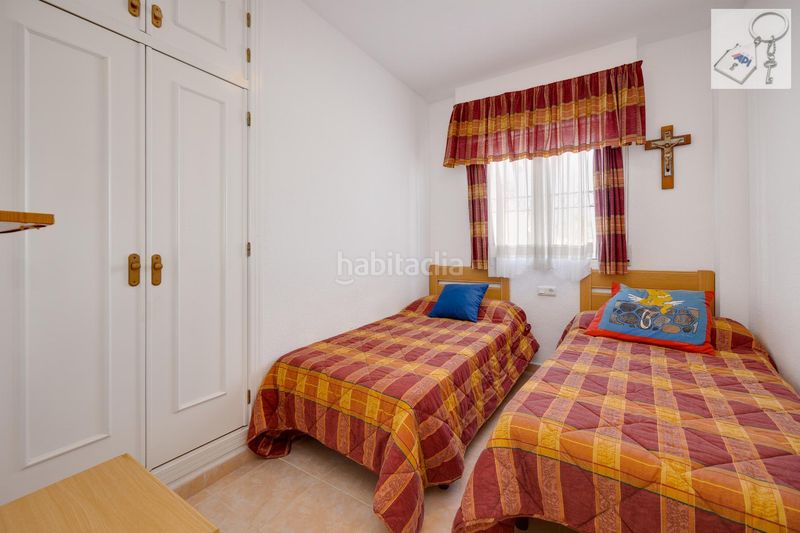 Foto 00f81c0b-a39d-4ec2-abd5-71074c6e988b. Casa amb piscina a La Veleta Torrevieja