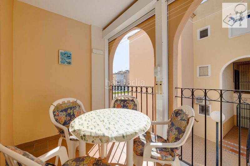 Foto a6b83ee8-811d-4f93-94db-d55150ce8e12. Casa amb piscina a La Veleta Torrevieja