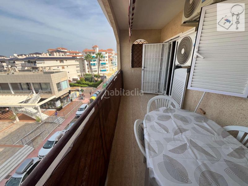 Foto ce6db352-5644-4519-b18c-10feca77524d. Apartament amb piscina a Cañada del Molino Torrevieja