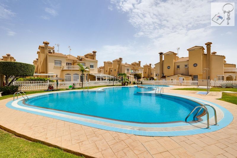 Foto acdc4a98-0ef6-41df-a2f8-badfcdc7855d. Bauernhof in Playa Flamenca Orihuela