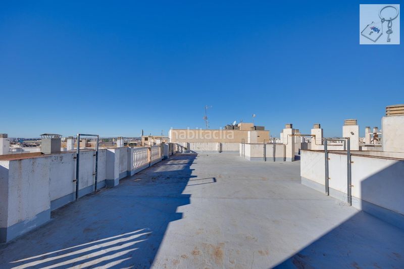 Foto 185daa4e-30ef-43c4-b8c5-594151c277ef. Apartament amb piscina a Antonio Machado Torrevieja
