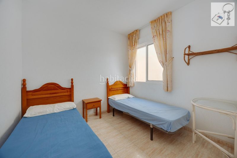 Foto 6caf7e8c-2bef-4636-8e6a-38483c56b1f5. Apartament amb piscina a Antonio Machado Torrevieja