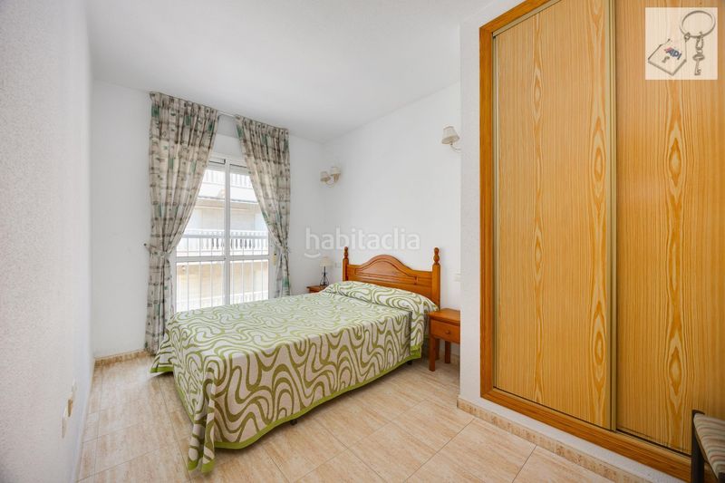 Foto 80e54e4c-bff5-4947-8ab6-0634a095d177. Apartament amb piscina a Antonio Machado Torrevieja