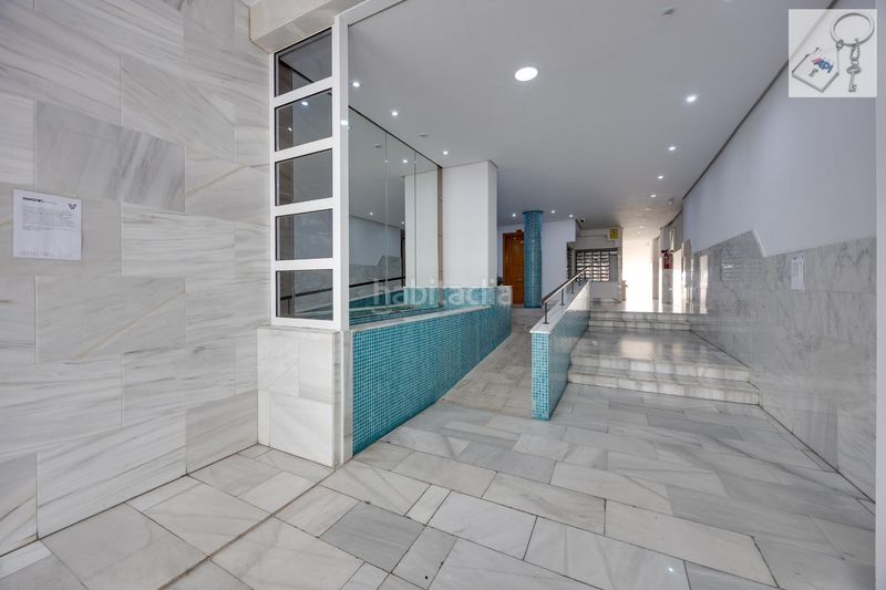 Foto b7e2c10c-314d-4cb1-8e27-f6348fe277d2. Apartament amb piscina a Antonio Machado Torrevieja
