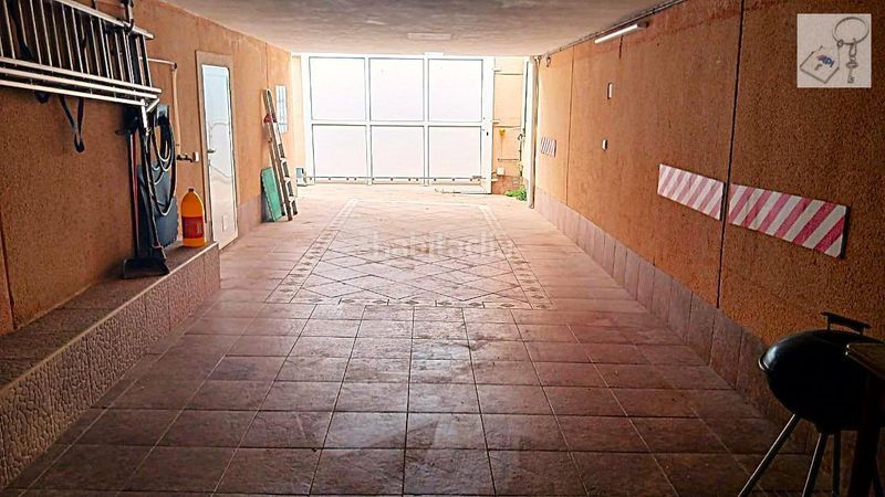 Foto 10fee319-26ec-4e33-bbc9-75309268c1ce. Xalet amb piscina a La Florida Orihuela