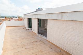 Dúplex a Santa Perpètua de Mogoda. Vive el hogar el resto es cosa nuestra