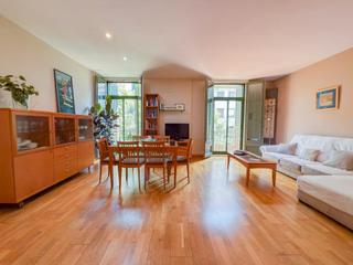 Appartement  Carrer de villarroel. "luz, historia y vida en el corazón de barcelona"