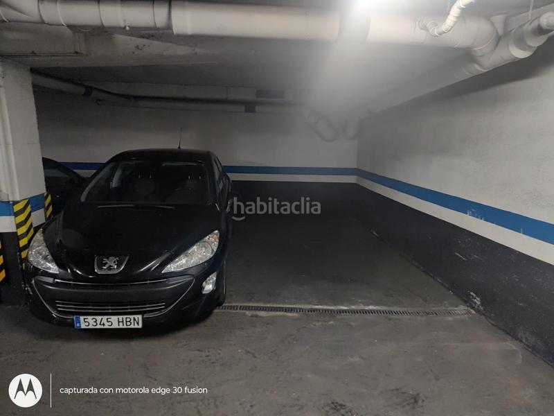 Foto ce2a25d6-bd58-42eb-9624-ef1586aaf6c6. Rent car parking in Neguri Getxo