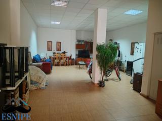 Locale commerciale in Archena. Local com. en venta en consum, 2 despachos.