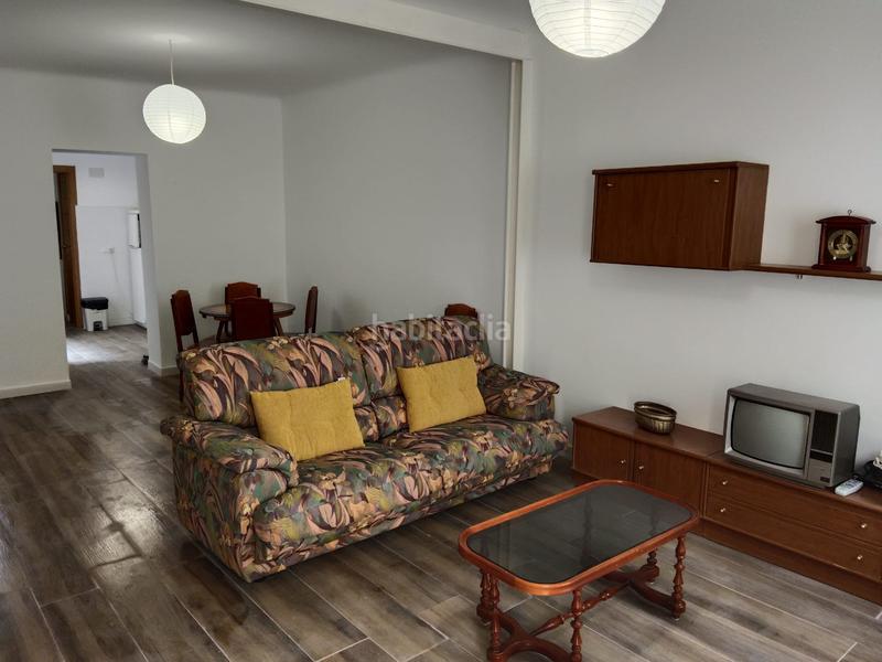 Foto b3952af0-ee13-4789-a933-415b1b15baf1. Casa en Petrer