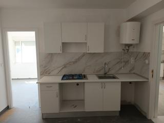 Rent Apartment  Carrer cerdà