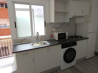 Location Appartement  Carrer cerdà. Piso para estudiantes