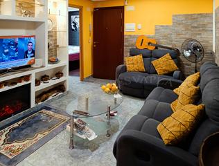 Rent Flat in Altozano - Conde Lumiares. Piso con reforma actual