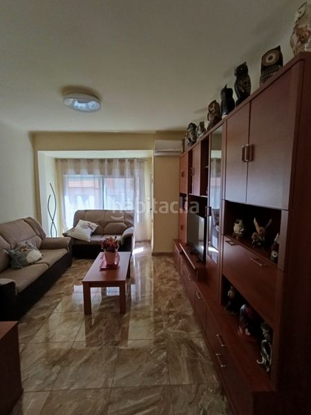 Foto c61d8528-92f3-49f7-a729-14509e239222. Pis a Campoamor Alicante