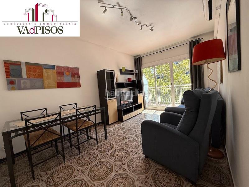 Foto a4df5bb3-7aff-4283-a7dc-fbf760c96f86. Flat in Raval Barcelona