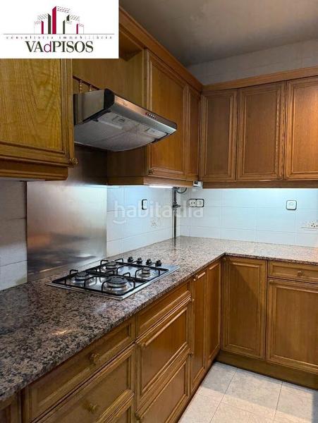 Foto e5d444a0-5742-4215-9609-43cd77d1b72d. Flat in Raval Barcelona