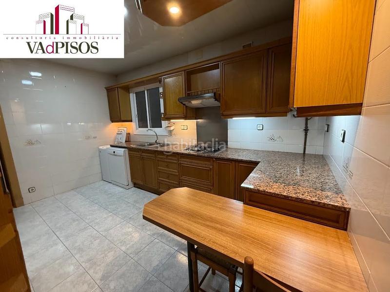 Foto 057e9b52-4dba-4c2c-8788-588533a5847d. Pis a Raval Barcelona