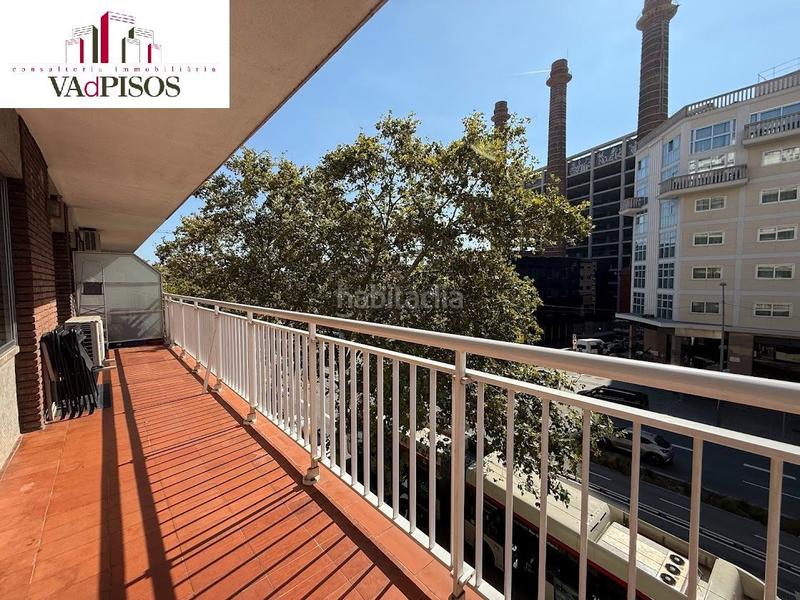 Foto d796a450-4011-411f-a422-73bd98c856bb. Pis a Raval Barcelona