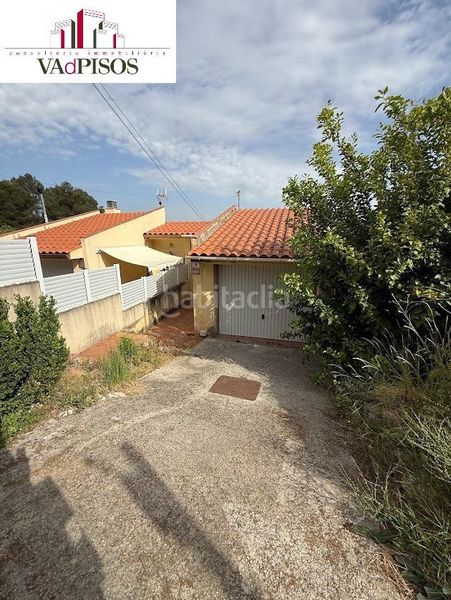 Foto c7053d06-aa23-46b8-b852-1de867787384. Casa a Gelida